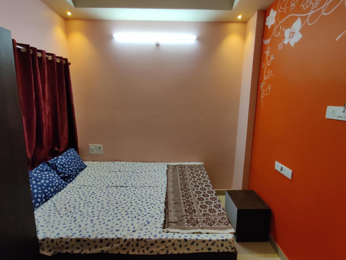 Bandekar Home Stay Mālvan Exterior foto